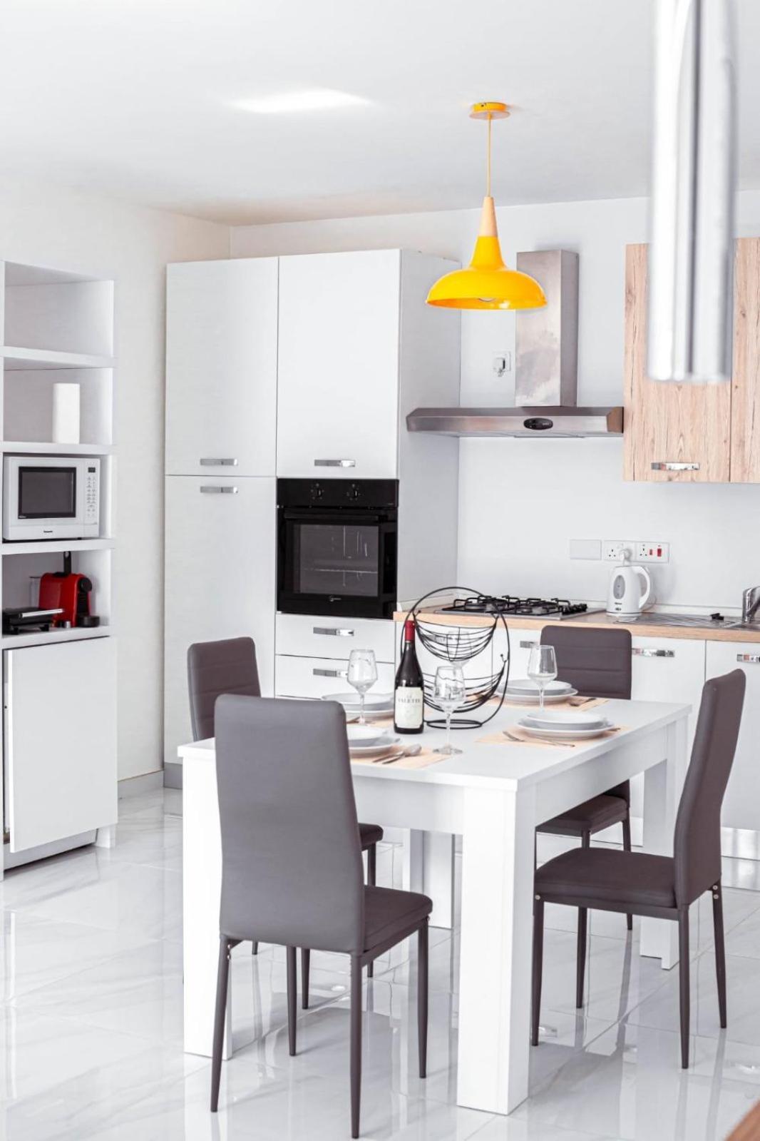 Apartment Brend New One Bedroom Penthouse St. Paul's Bay